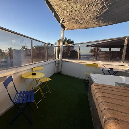 Hostel Parea Limenas Chersonisou